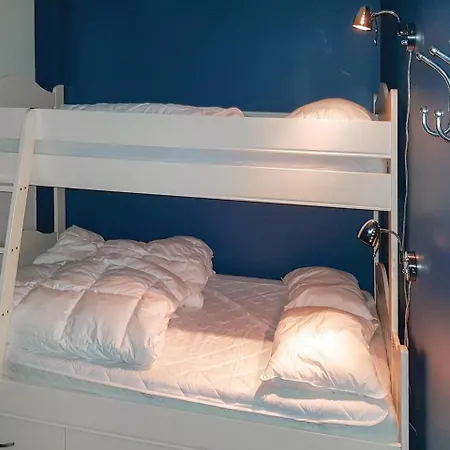 Two-bedroom In Appartement